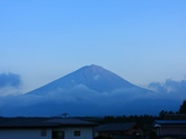 窓からみた富士山